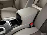  Front center console with closed lid, from driver's side looking down photo